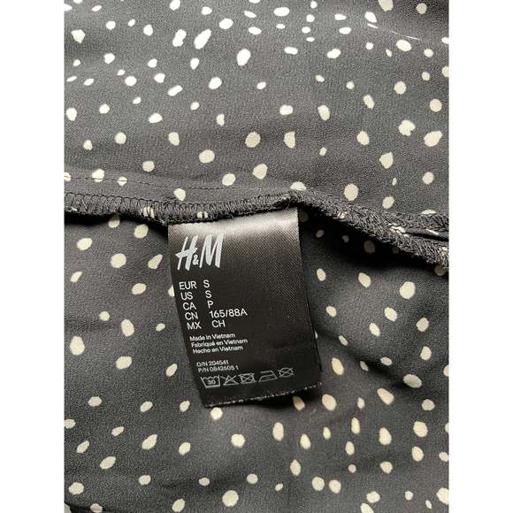 H&M Black Blouse - Picture 5 of 5